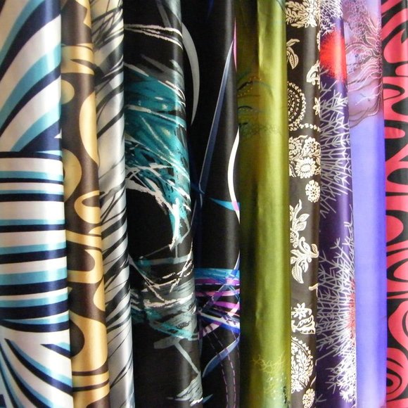 Posh Divas - Picture 7 of 8